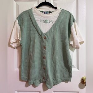 Green and white vintage vest & t-shirt combo